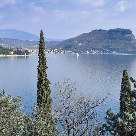 Lägenhet Cozy In Castelletto Di Brenz